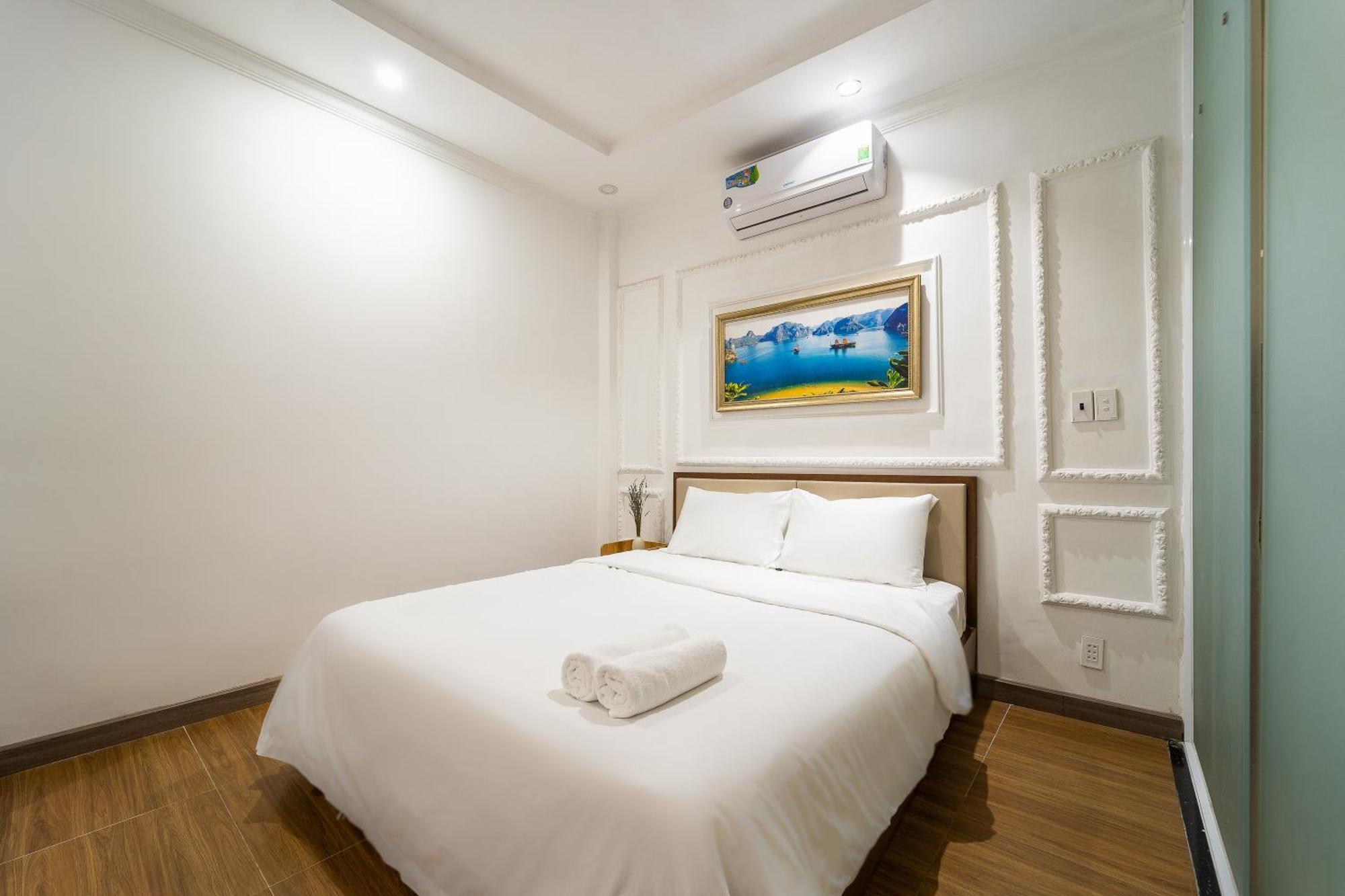 Khách sạn Gin House & Near Turtle TP. Hồ Chí Minh